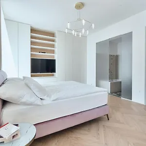 Appartement High Heaven, Praag